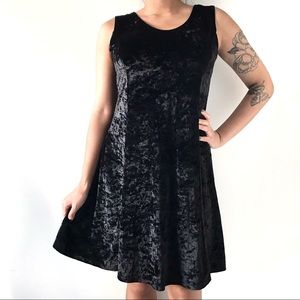 🎀 Lauren Taylor Women’s Velvet Black Dress 🎀